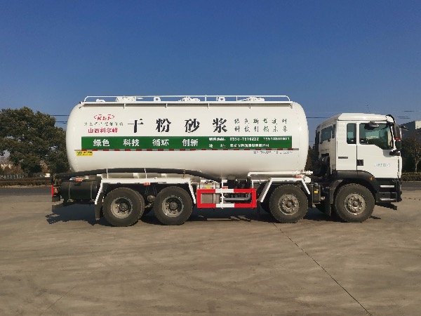 重汽汕德卡8×4油田專(zhuān)用固井水泥罐車(chē)|下灰罐車(chē)|重晶石粉罐車(chē)（單側管路）