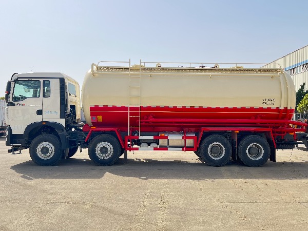 8x4重汽豪沃SGZ5312GFLZZ6T5型粉粒物料運輸車(chē)/油田專(zhuān)用下灰罐車(chē)