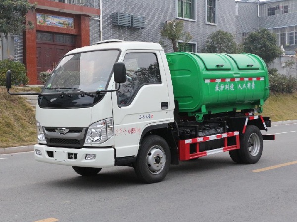 福田時(shí)代小卡之星2鉤臂式垃圾車(chē)｜車(chē)廂可卸式垃圾車(chē)｜3-4立方垃圾箱專(zhuān)用轉運車(chē)