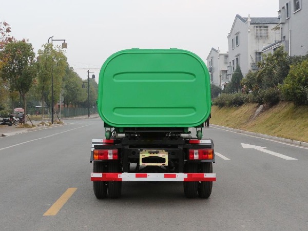 福田時(shí)代小卡之星2鉤臂式垃圾車(chē)｜車(chē)廂可卸式垃圾車(chē)｜3-4立方垃圾箱專(zhuān)用轉運車(chē)